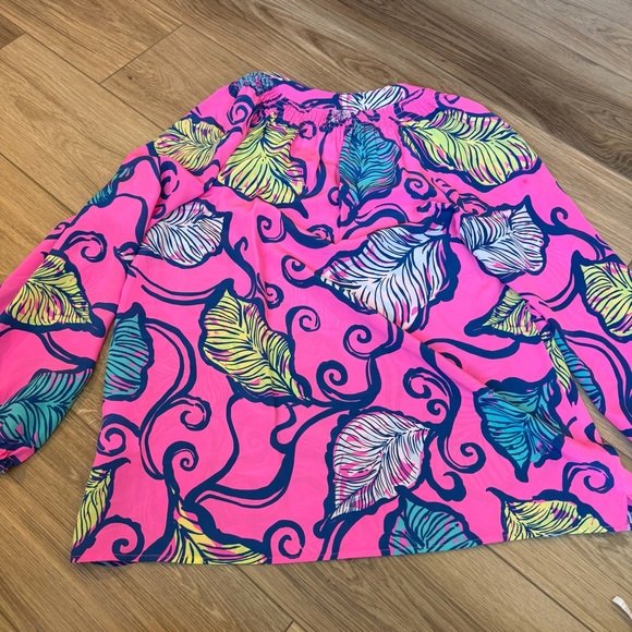Lilly Pulitzer Elsa Top Leaves In The Breeze Pink Silk Blouse Tunic Size L - Picture 3 of 7